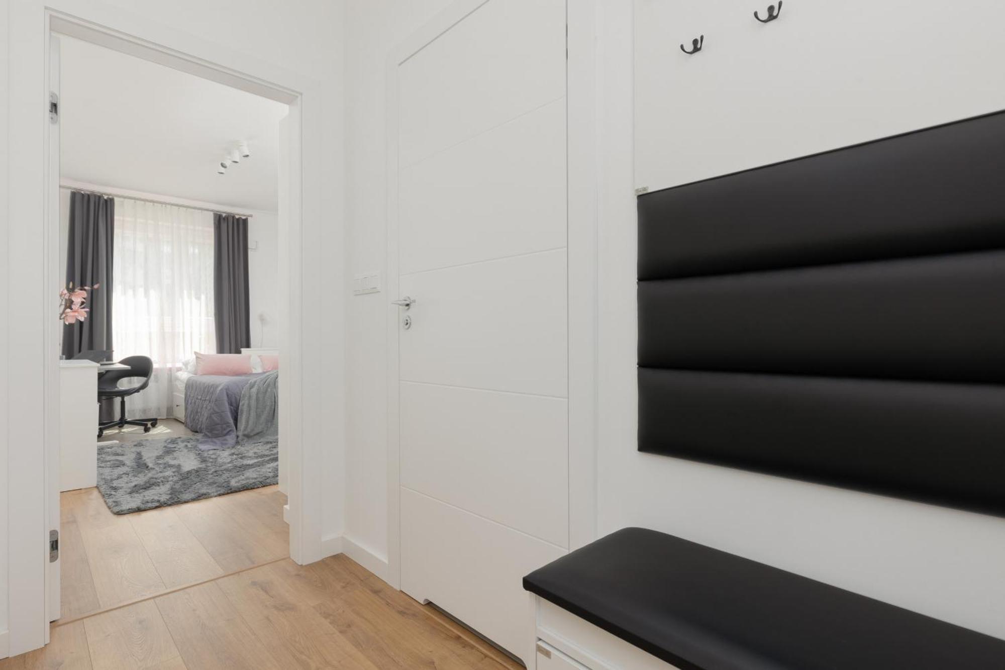 Apartament Zoliborz Artystyczny With Terrace & Parking By Renters Warszawa