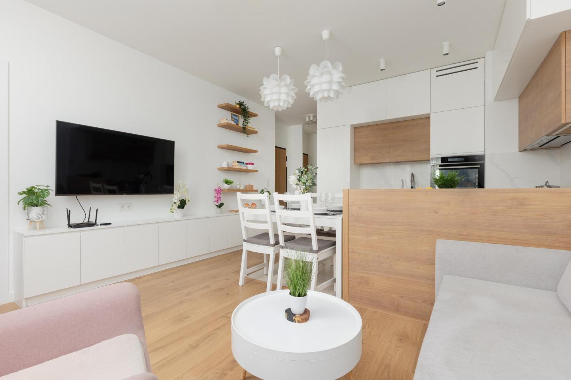 Zoliborz Artystyczny With Terrace & Parking By Renters Apartament Warszawa